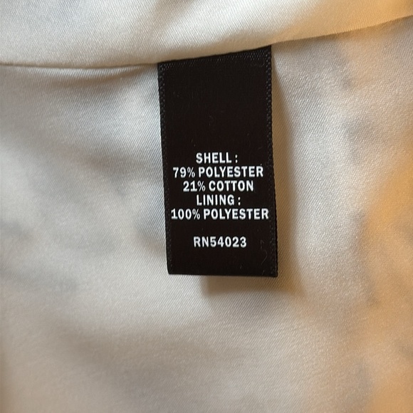 Banana Republic Monogram skirt and top set in white/black floral print size 12 - Picture 8 of 8